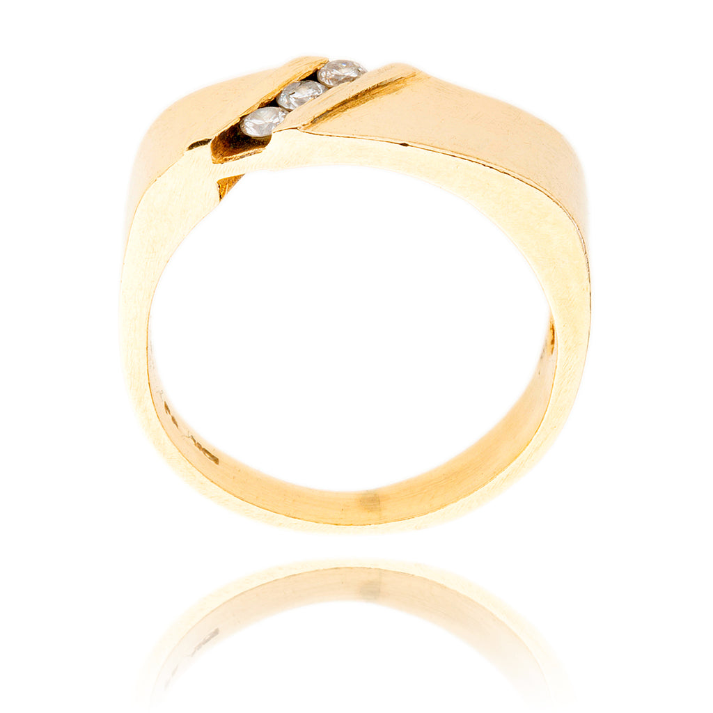 12K Yellow Gold Square Ring White 3 Dia'S Default Title