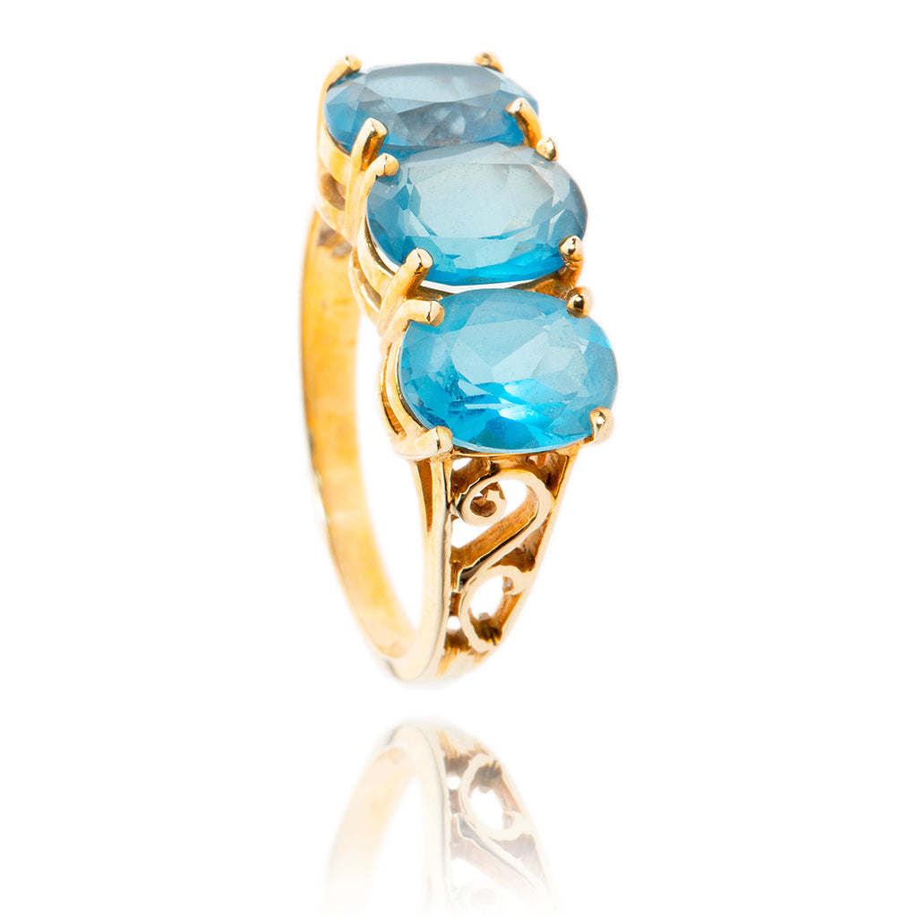 10kt Yellow Gold London Blue Topaz Ring Default Title